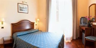 Angel Hotel 2*