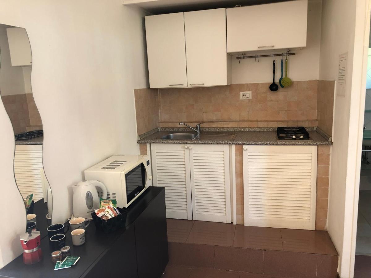 I Vicini Del Papa Aparthotel Roma