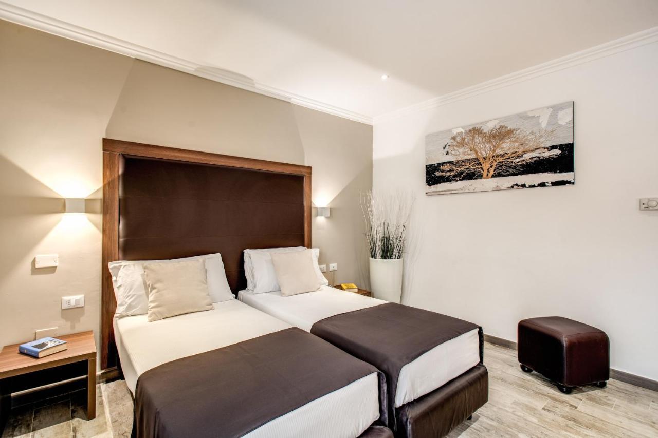 Garden Hotel 3*