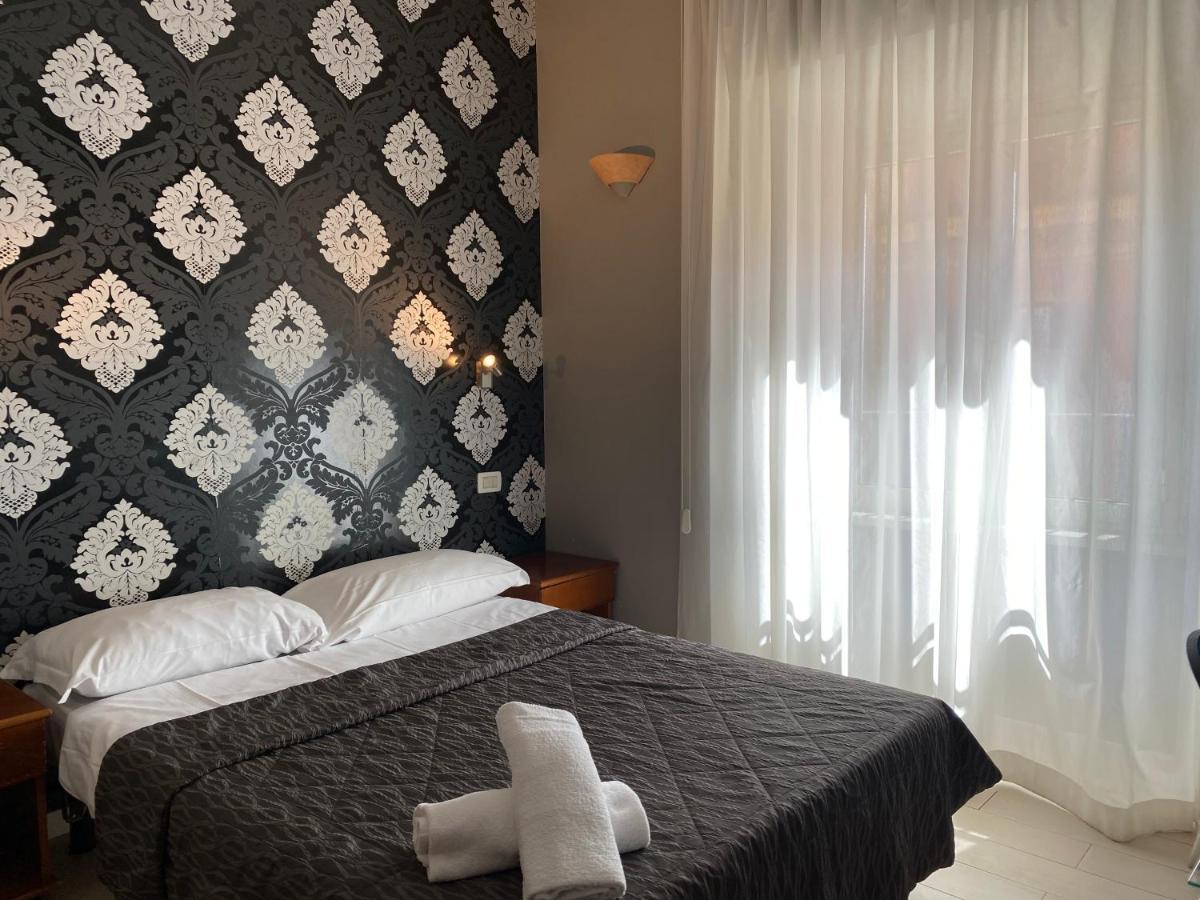 Affittacamere La Luna Romana 2*