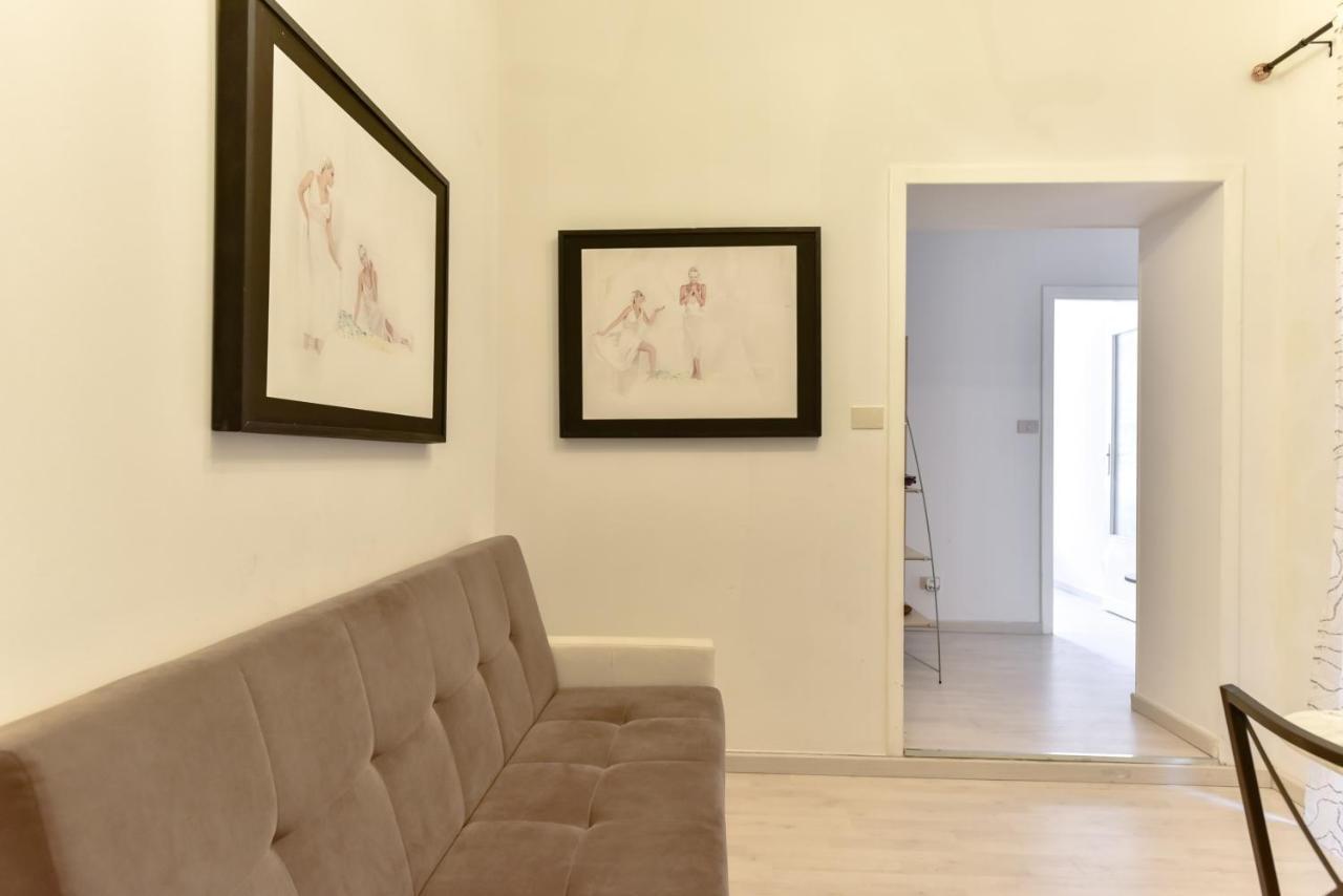 Aparthotel P-rooms & Collection