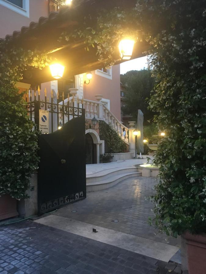 Acomodação com café da manhã  Villino Margherita *