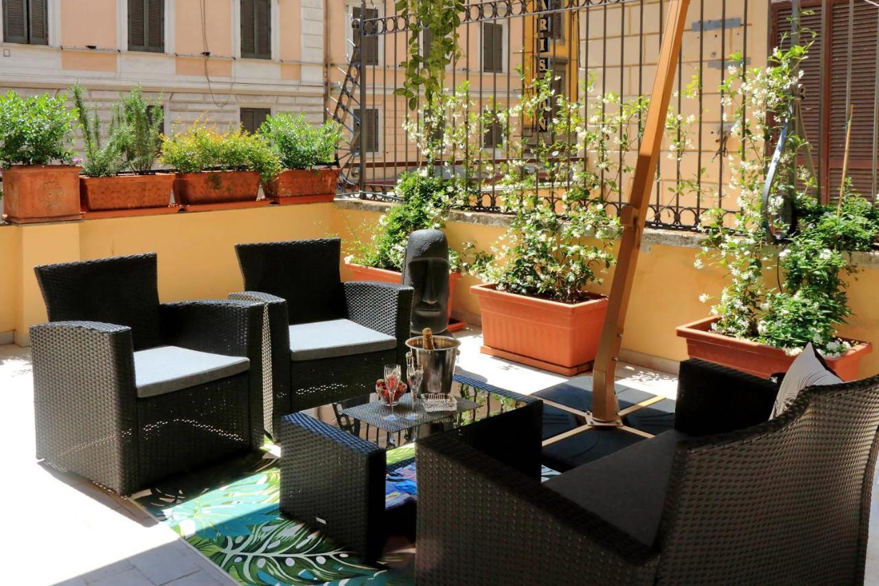 Acomodação com café da manhã  Termini Terrace *