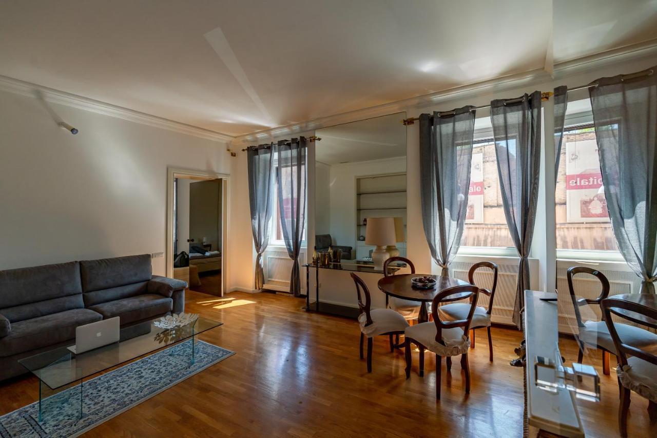 Aparthotel P-rooms & Collection
