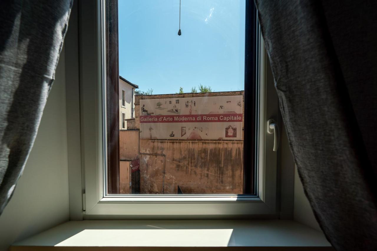 P-rooms & Collection * Roma