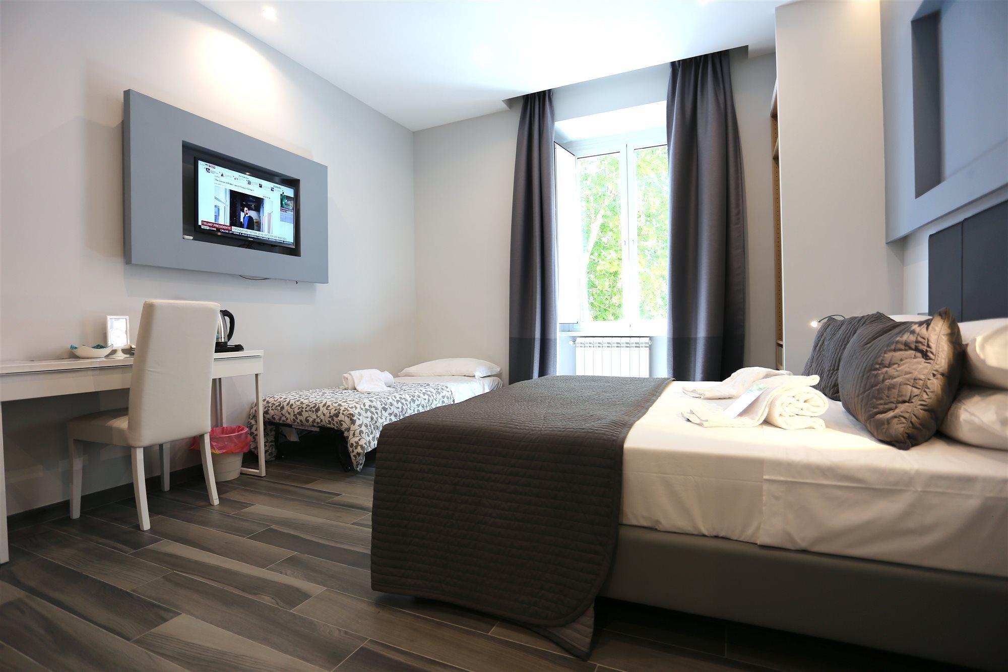 77 Bed & Breakfast Roma