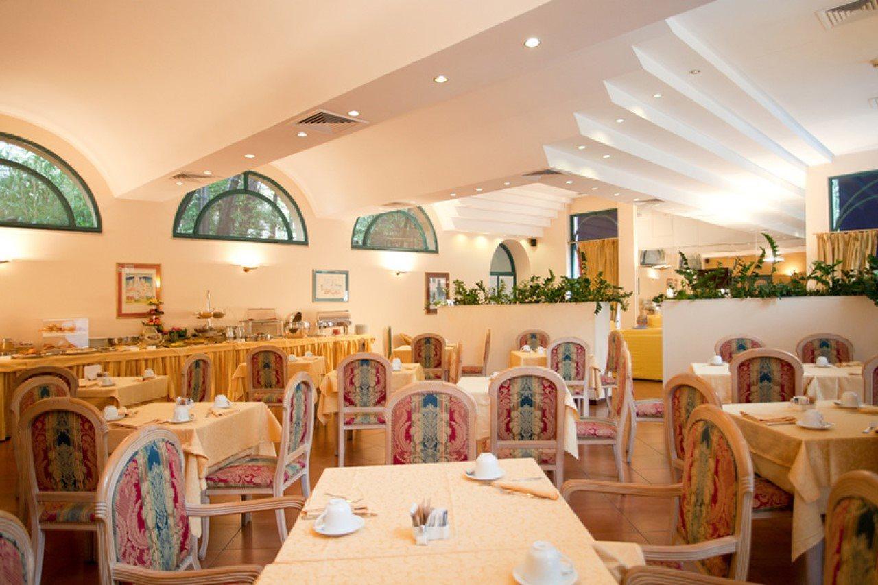 Aldrovandi Hotel 4*