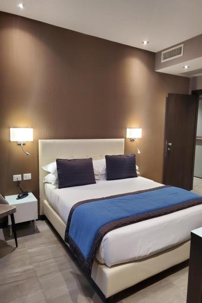 Mz Hotell