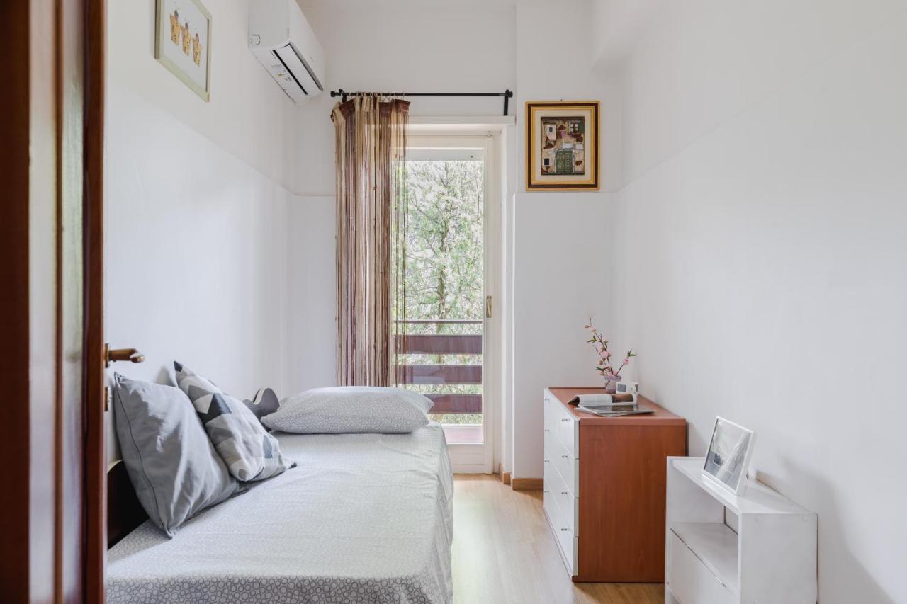 Pelizzi Apartment, 5 Persone, 2 Camere, Balcone, Cinecitta * Rom