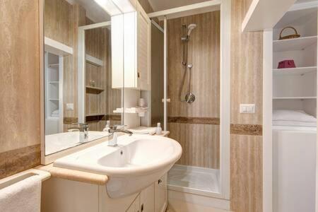 Apartamento Le Di Andrea Piccolomini San Peter - Terrace Flat *
