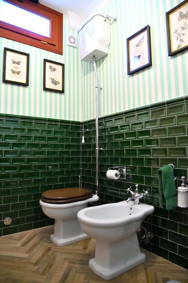 Affittacamere Regal House Capucci 6