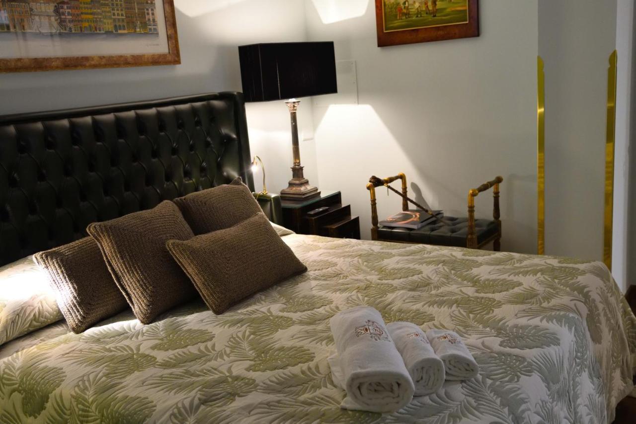 Affittacamere Regal House Capucci 6 Roma