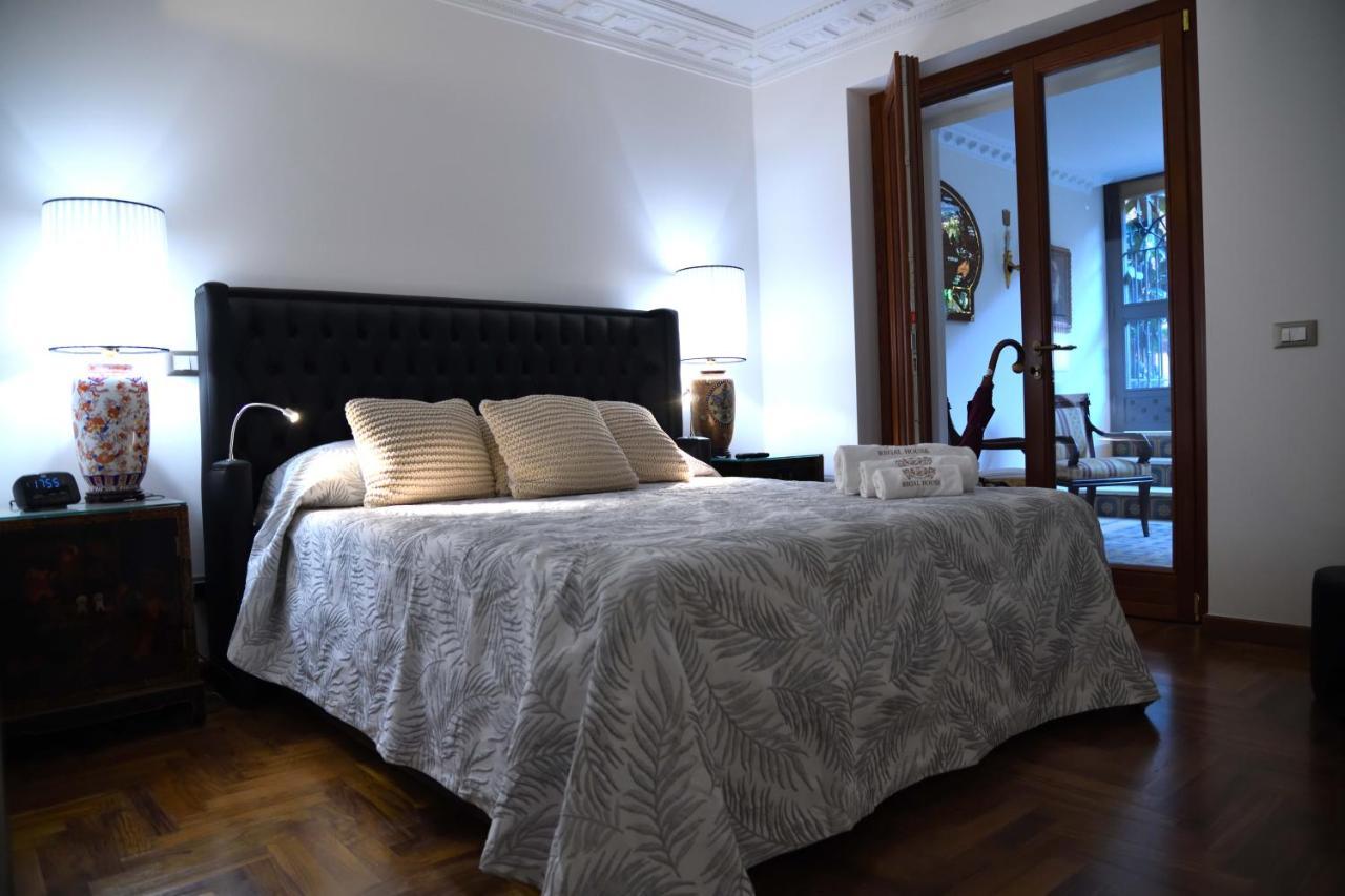 Regal House Capucci 6 *