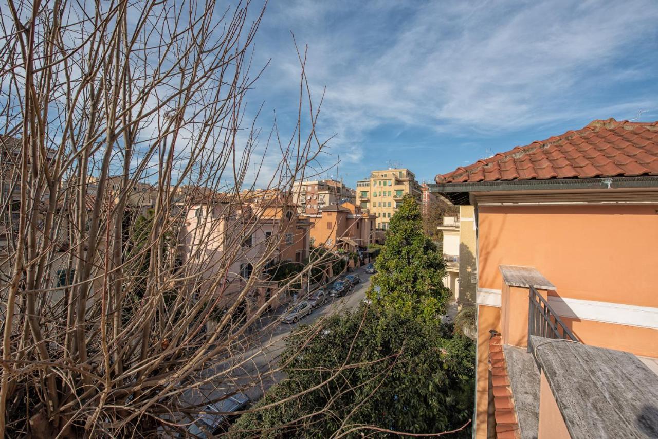 Bed & Breakfast A Vinicius Et Mita Roma