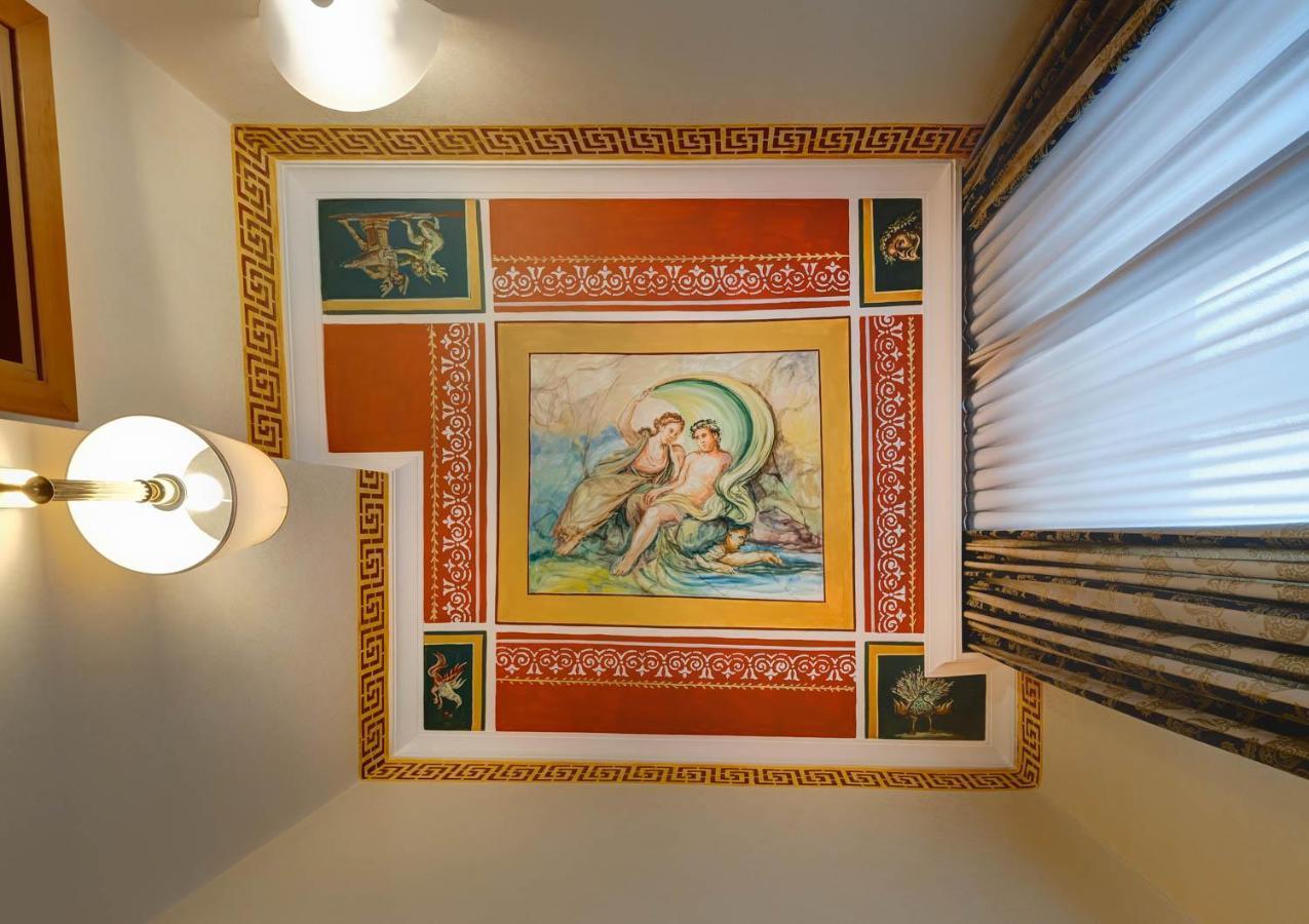 Amalfi Hotel 3*
