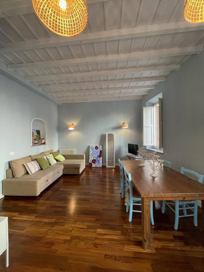 Holidays At Charme Leilighet *