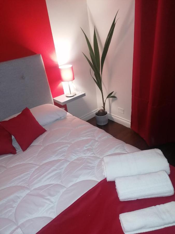 Shine House Gjestgiverier 3*