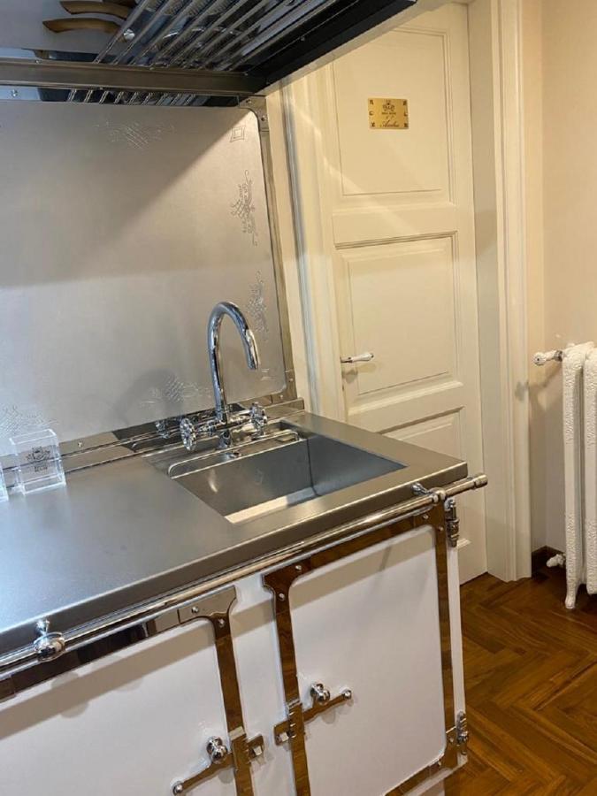 Regal House Capucci 6 Affittacamere