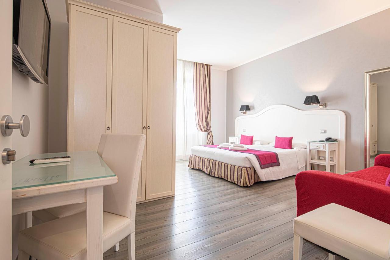 Alojamento de Acomodação e Pequeno-almoço Residenza Castrense Roma