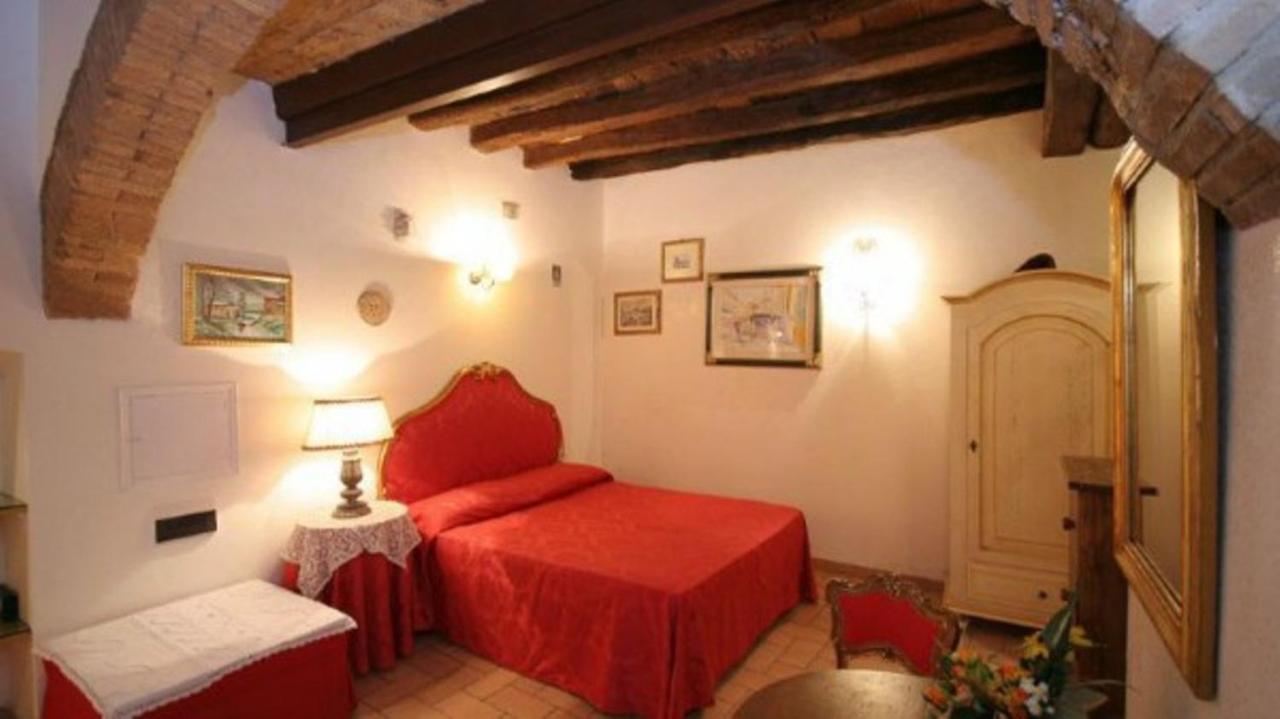 Della Chiesa Nuova Apartment