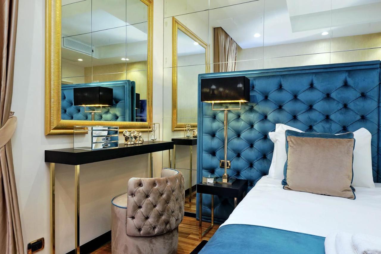 Trevi Diamond Luxury Suites & Jacuzzi * Roma