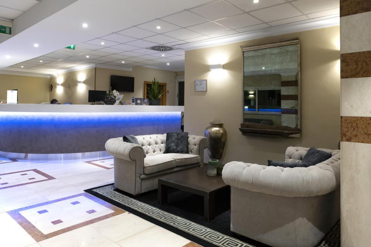 Hotel Bv Oly