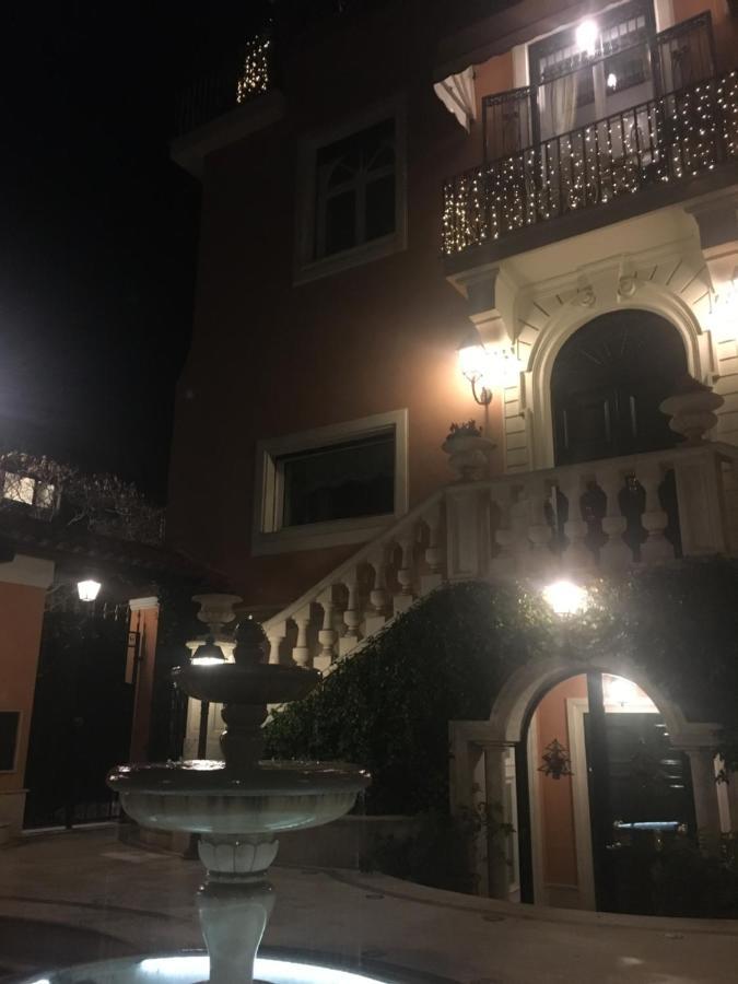 Acomodação com café da manhã  Villino Margherita *