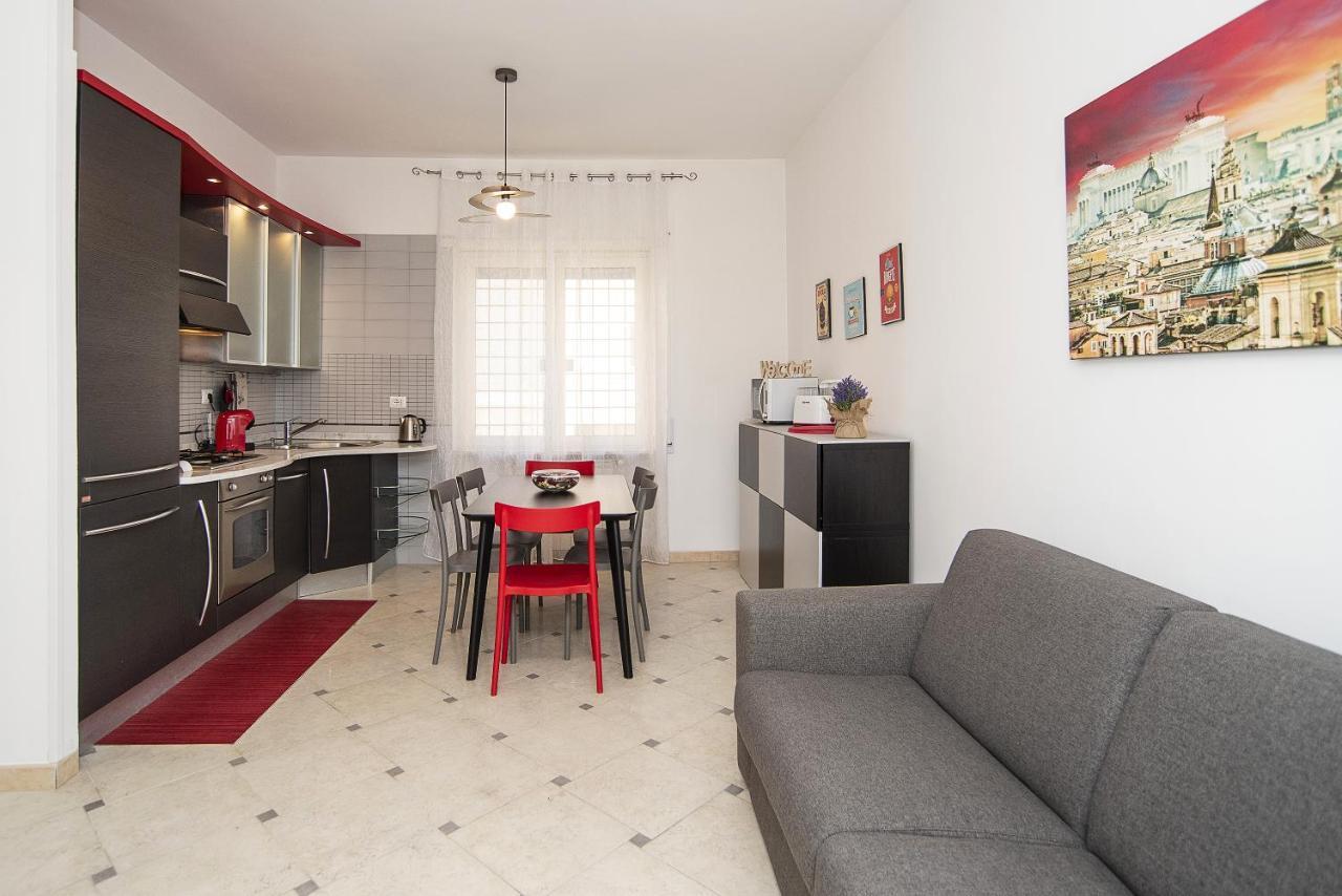 Cosy 5 Minutes From St Peter Apartment Rom