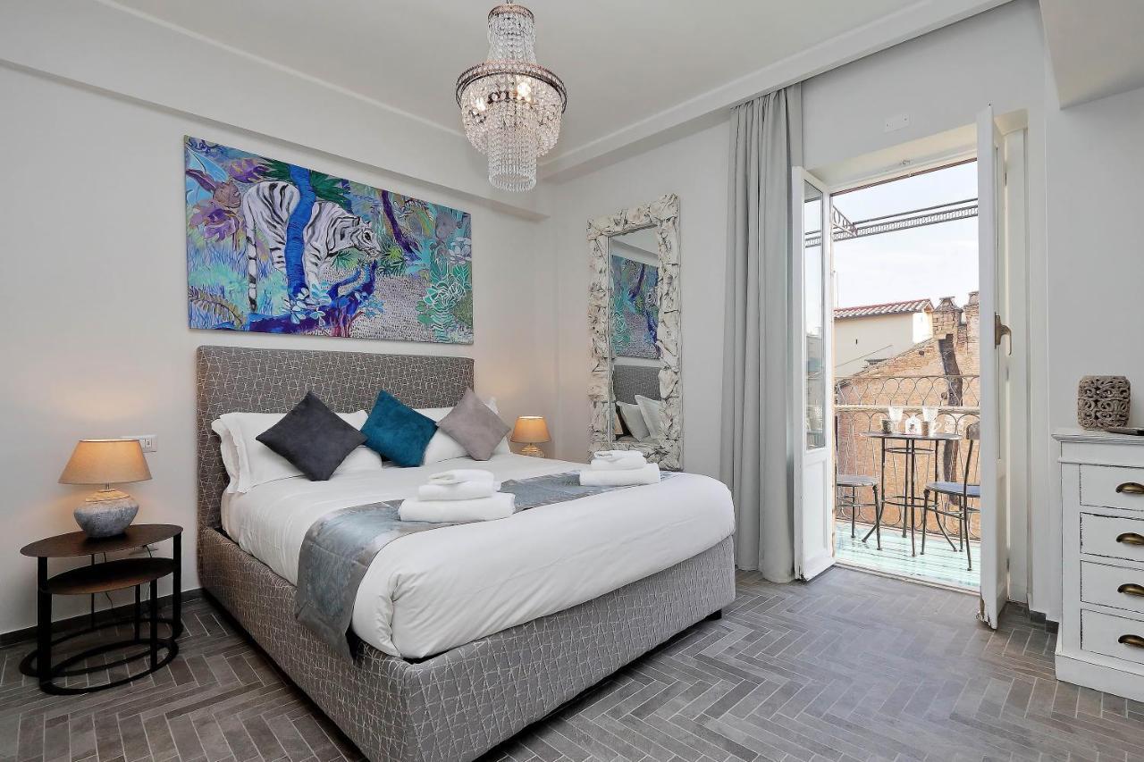 Della Croce Luxury Gjestgiverier 2*