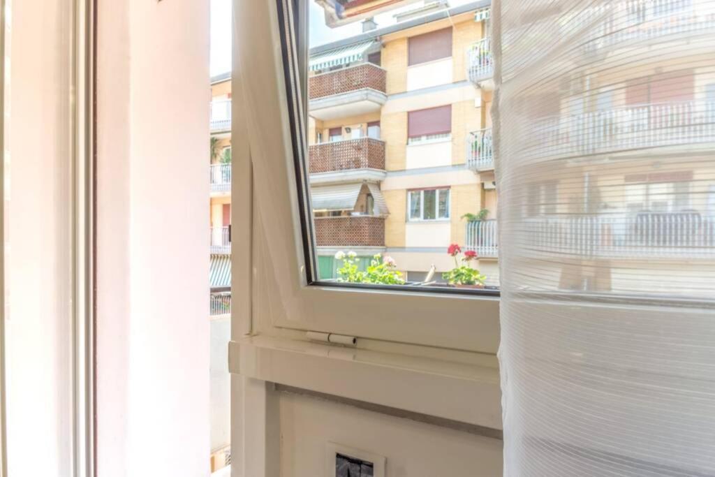 Domus Colli Albani * Roma