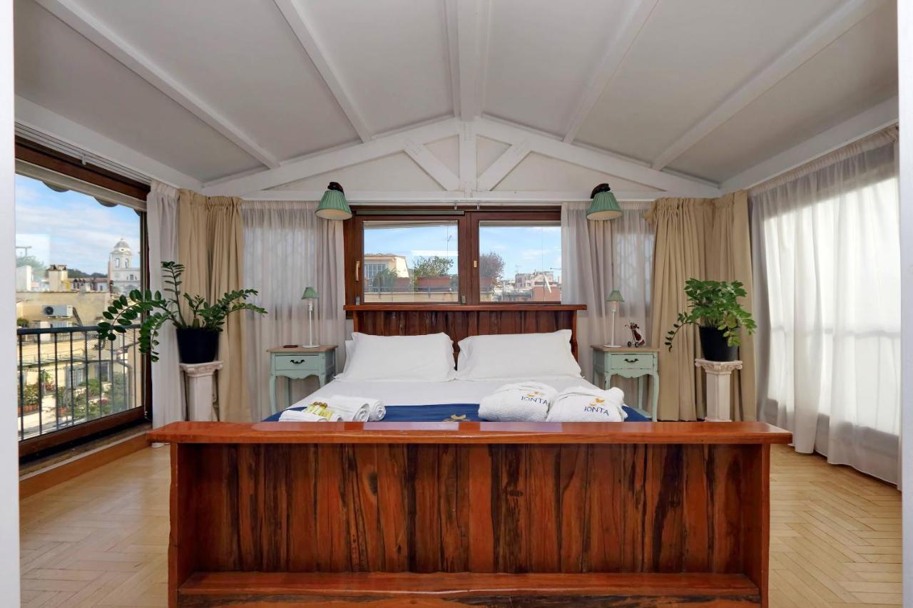 Frattina Family Romantic Superior Apartment