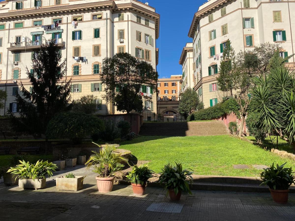 Pini Di Roma-new And Cozy In Center- Metro A 