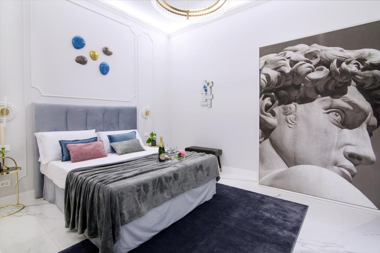 Deluxe Apartment *