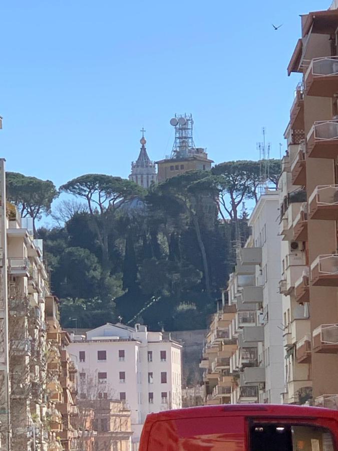 Vatican Star * Roma