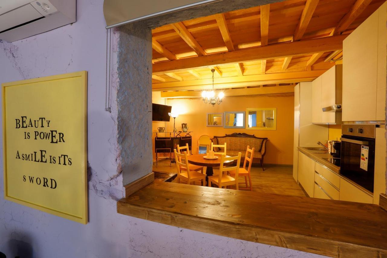 Old Town Luxury Loft * Roma
