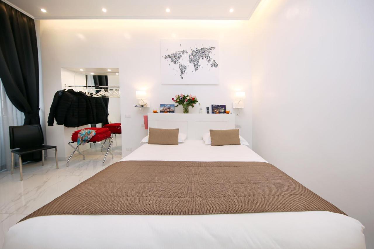 La Maisonnette Tritone Trevi * Roma