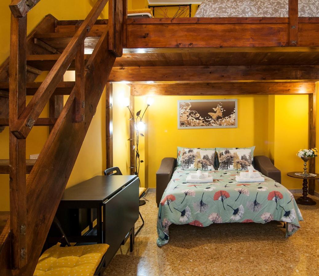 Wood Easy Flat Apartment