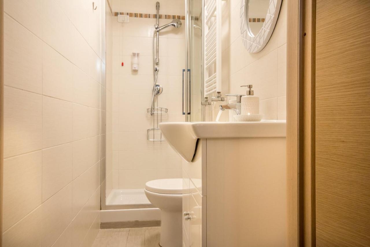 Apartamento Flora Metro Vittorio Roma