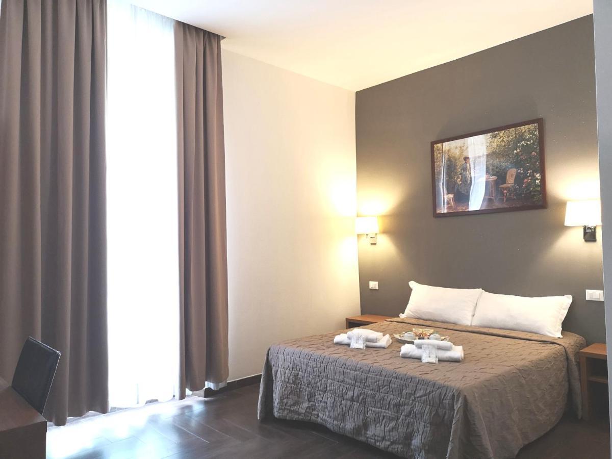 Hotel Travellers Roma