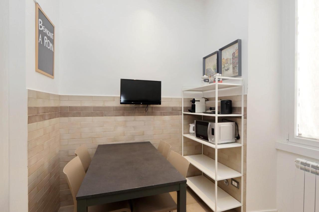 Apartamento Vatican Museum Bright Up To 8 People Roma