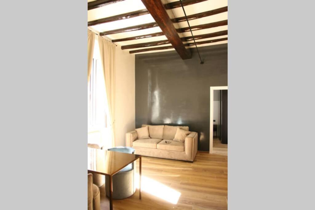 Charme With In Piazza Del Popolo Apartamento