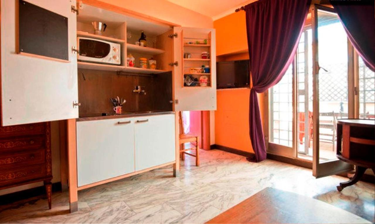 Julias Domus , Angels Suite, Metro C Appartamento *