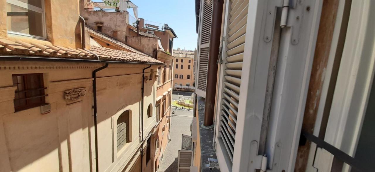 Roman Holiday For 6 By Piazza Navona