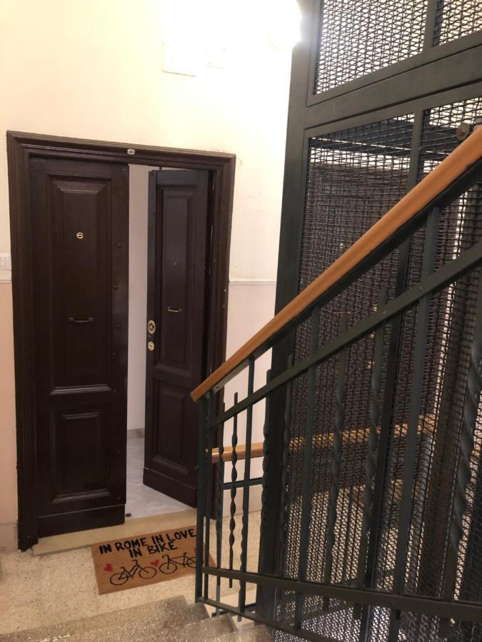 In In In Bike Apartamento