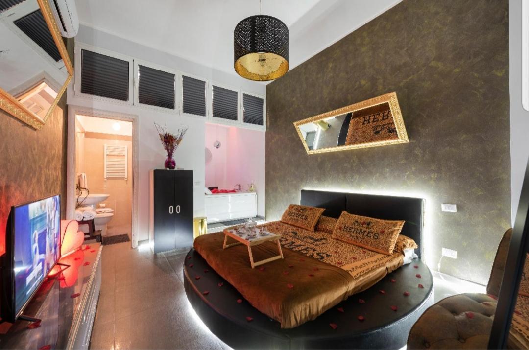 Lovers Excape - Adults Only Appartamento Roma