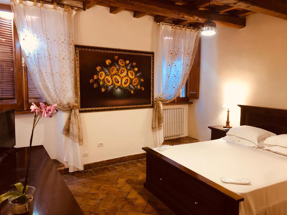 Aparthotel Castle Of Glamour Xvi Century Luxury