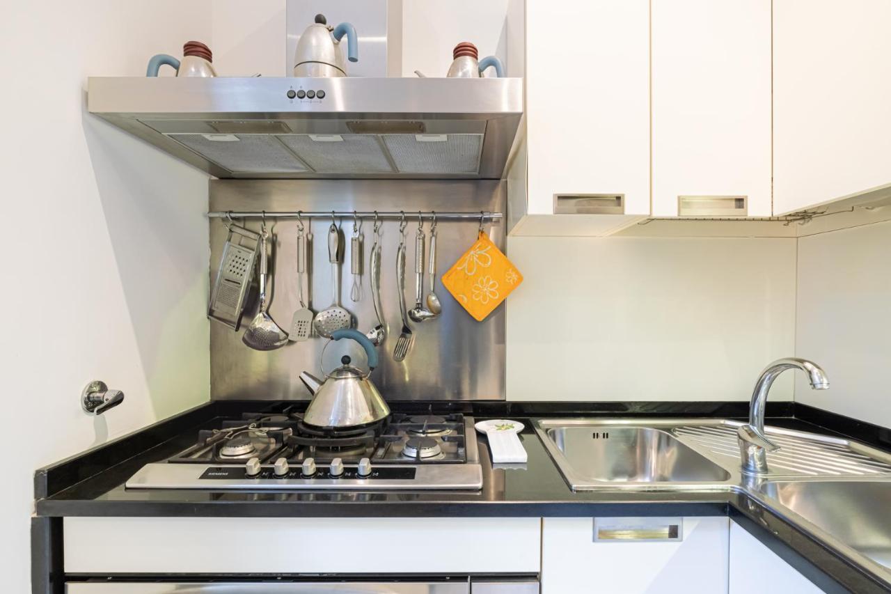Roman Holiday For 6 By Piazza Navona Apartment