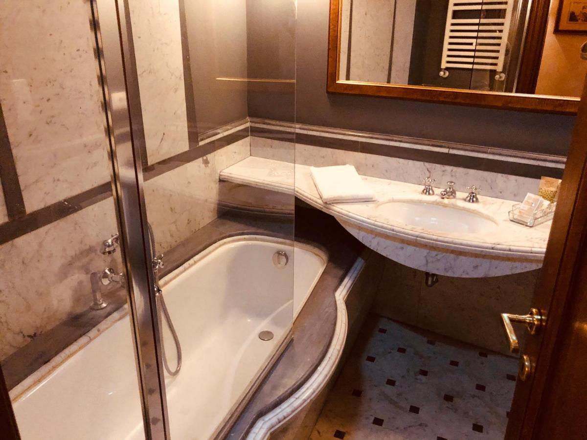 Leilighetshoteller Castle Of Glamour Xvi Century Luxury Roma