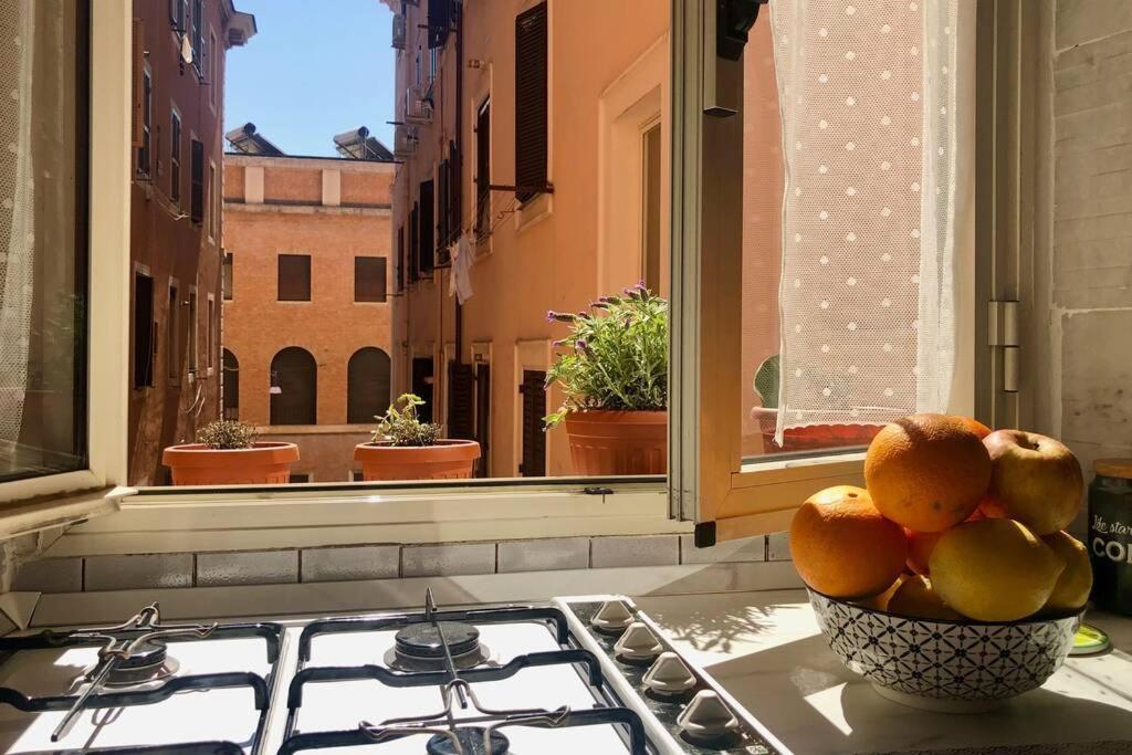 Vlad House, Close The Colosseum Apartamento