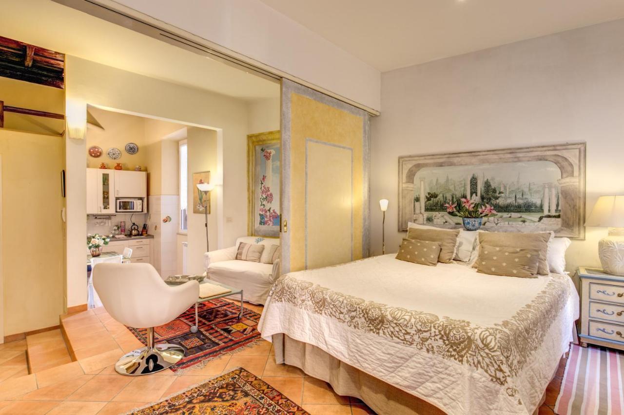 Monti Romantic Sunshine Maisonette Apartment Rom